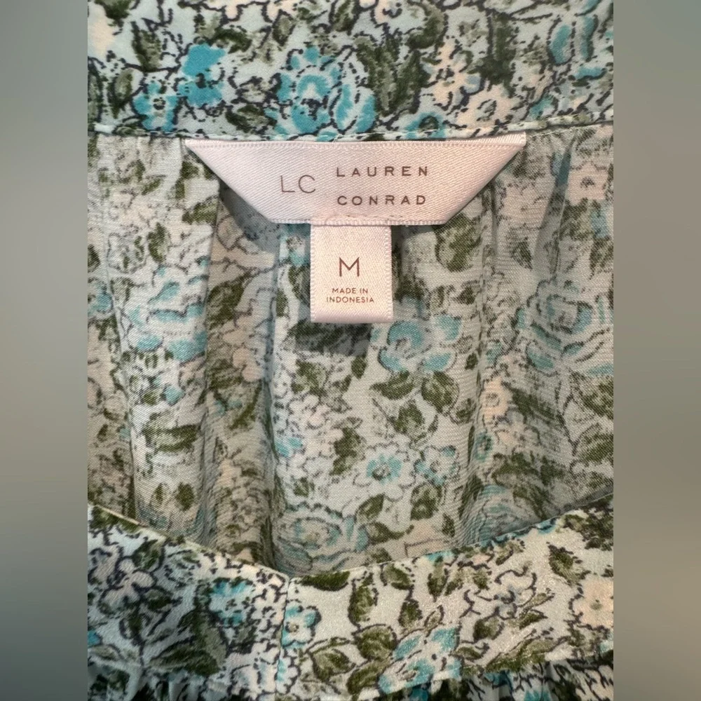 Lauren Conrad Flowy Floral Print Women's Blouse Size Medium - Picture 2 of 9